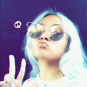 Meet your Posher, Veronica